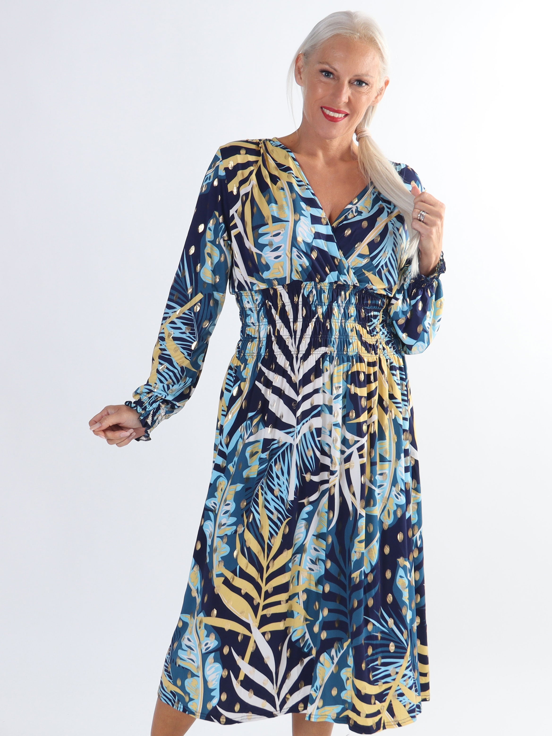 Pams Forest Midi L/S - Plus size elastisk klänning i skrynkelfritt tyg med långa ärmar